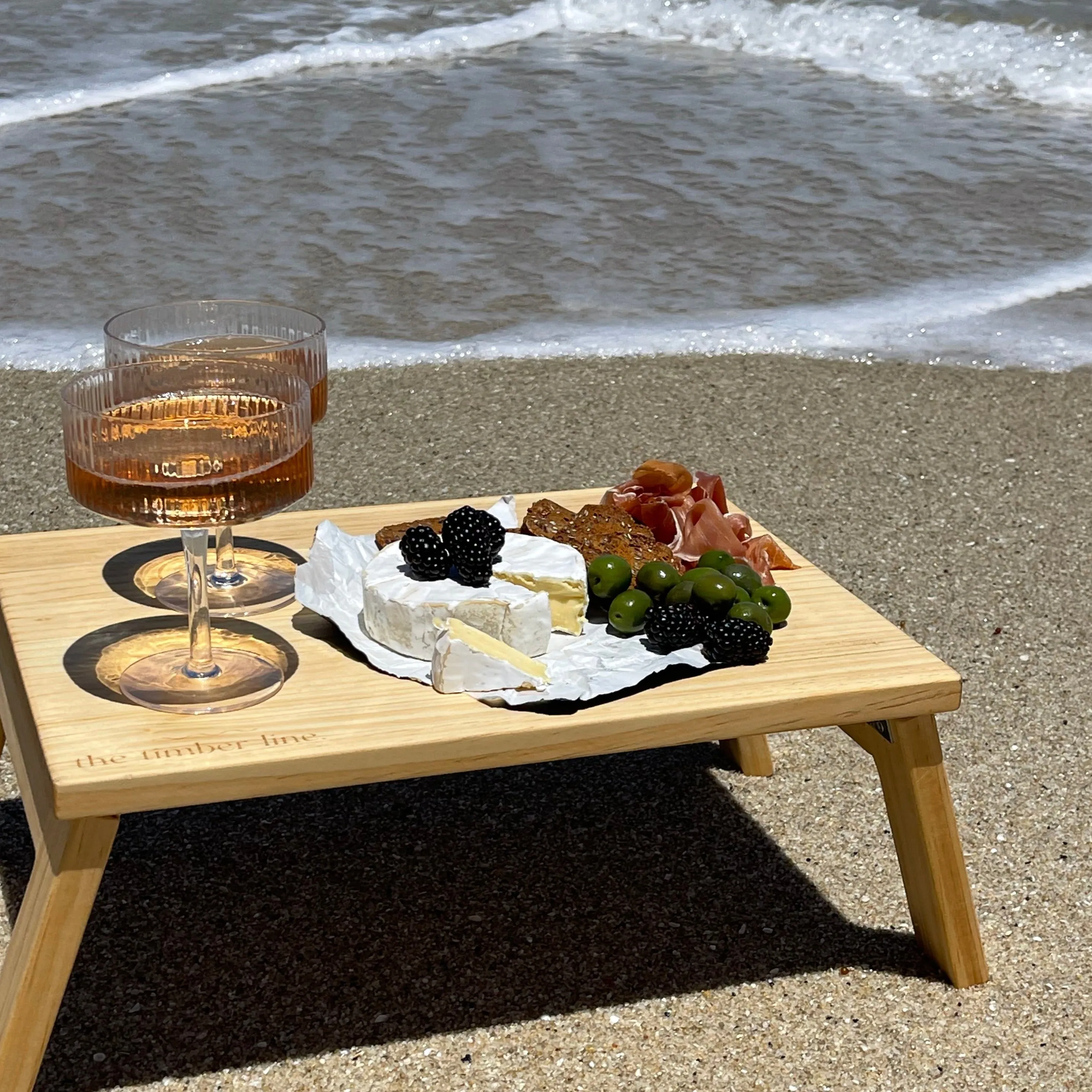 Folding Picnic Table ~ Pine