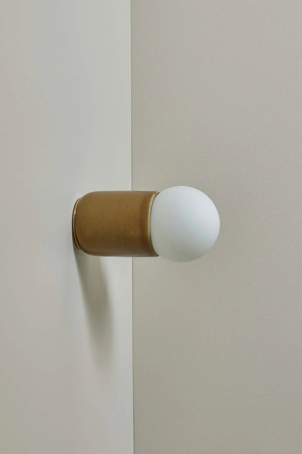 TERRA 1 SURFACE SCONCE, FLUSH MOUNT