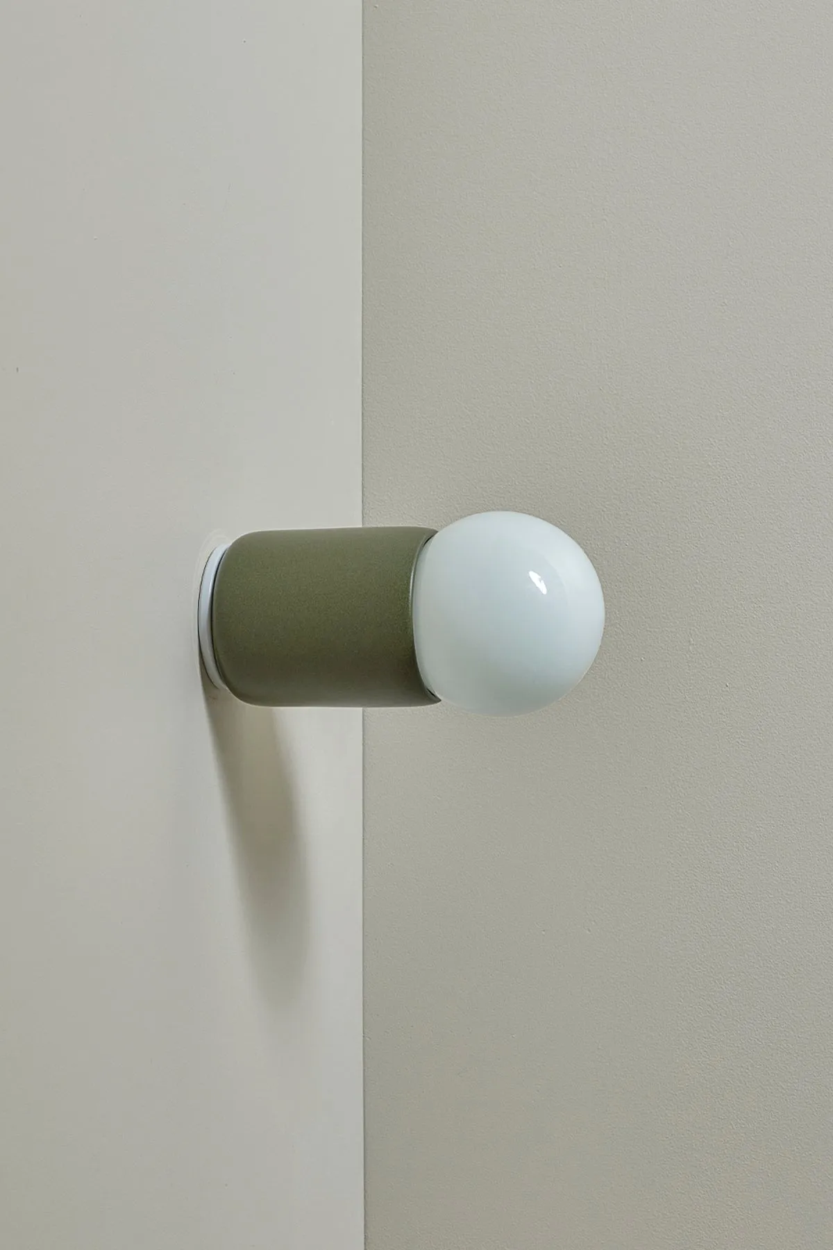 TERRA 1 SURFACE SCONCE, FLUSH MOUNT