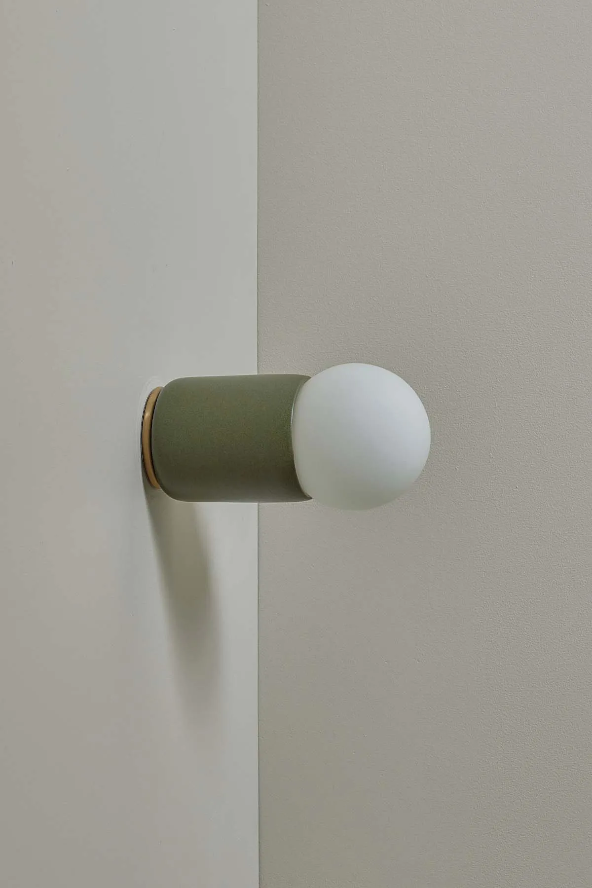 TERRA 1 SURFACE SCONCE, FLUSH MOUNT