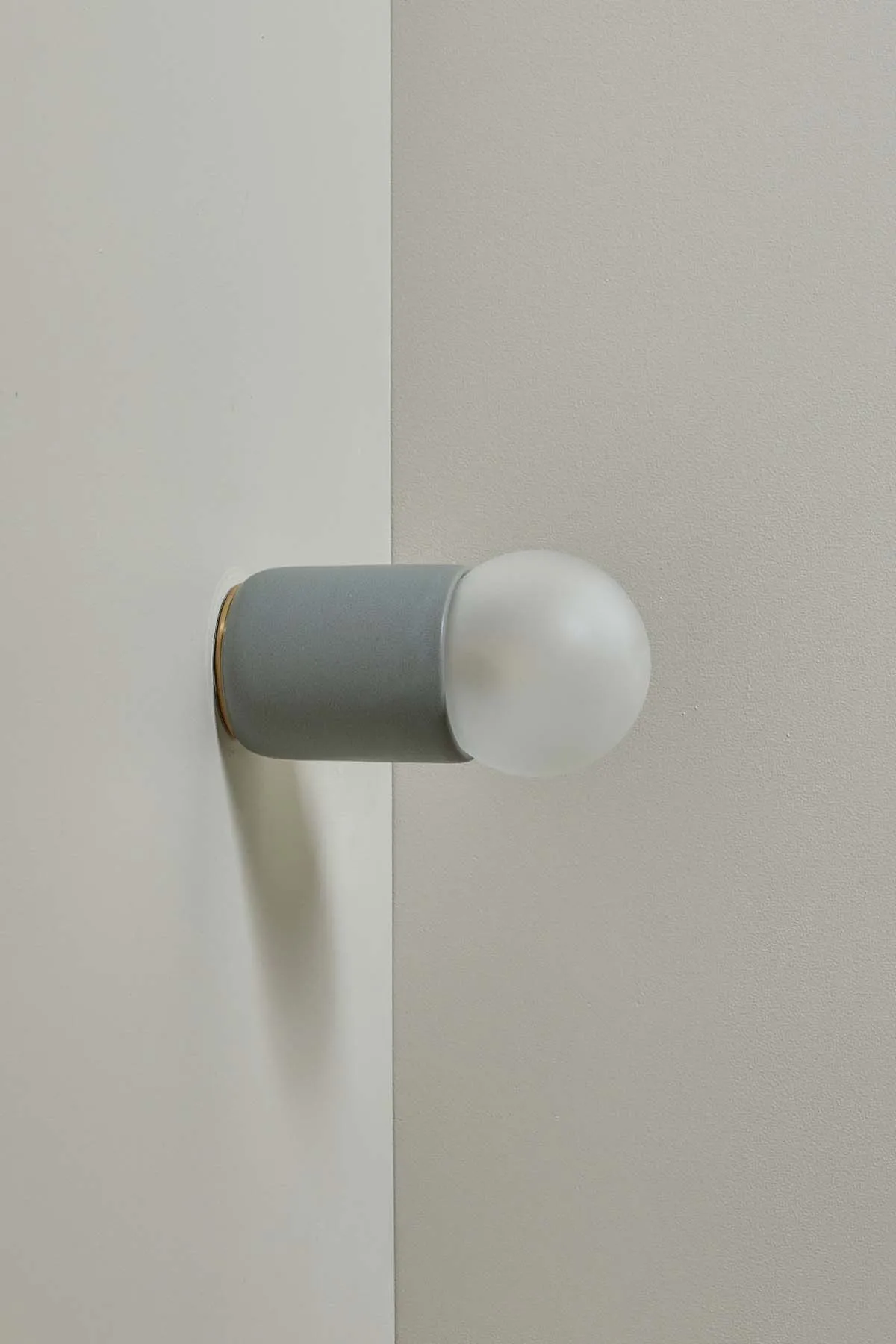 TERRA 1 SURFACE SCONCE, FLUSH MOUNT
