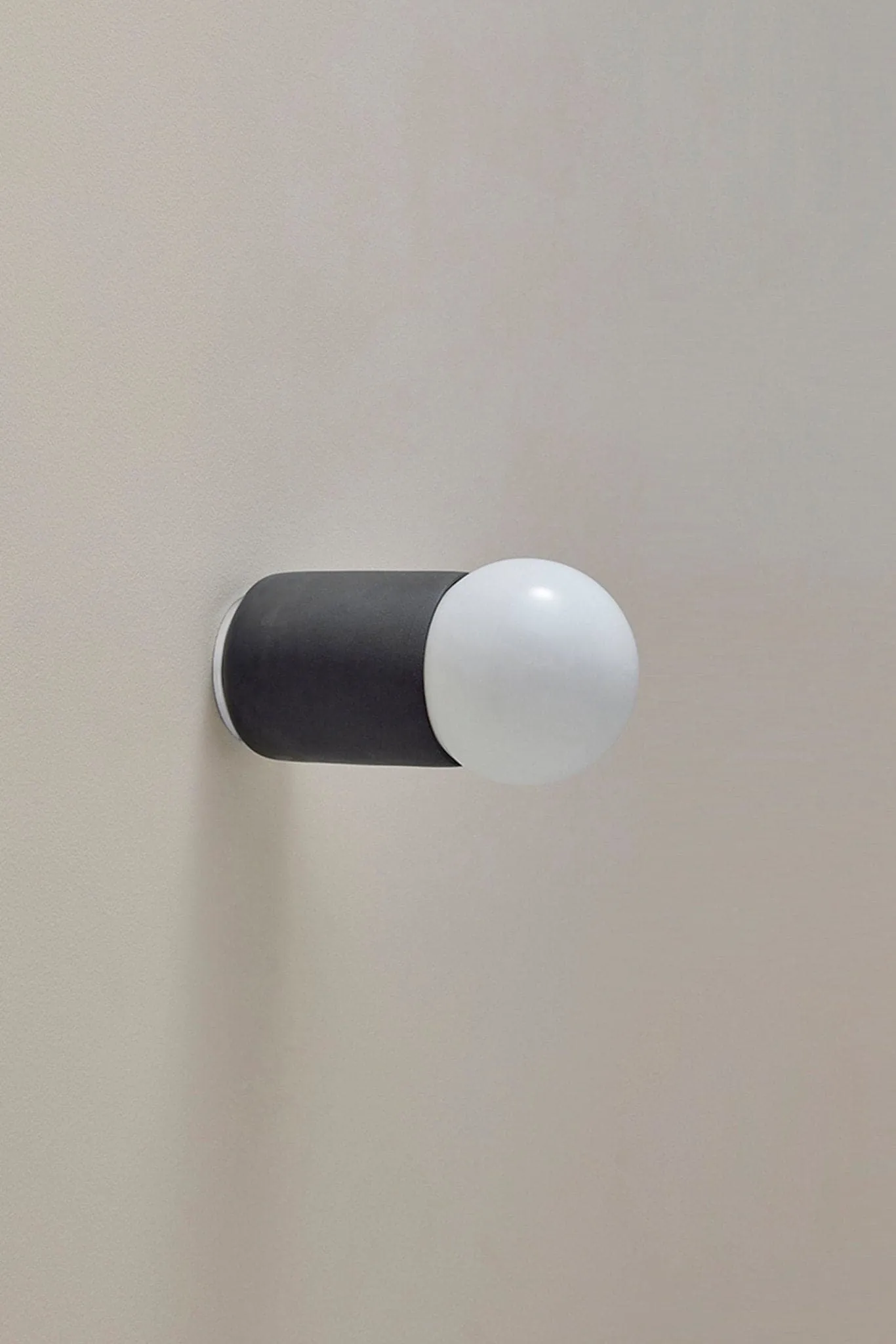 TERRA 1 SURFACE SCONCE, FLUSH MOUNT